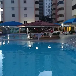 https://cond-parque-das-aguas-quentes-apto-2-suites.caldasnovashotels.com